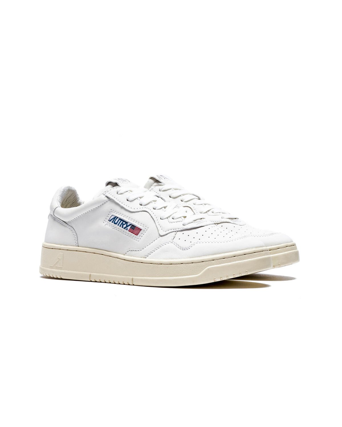 autry-action-shoes-wmns-01-low